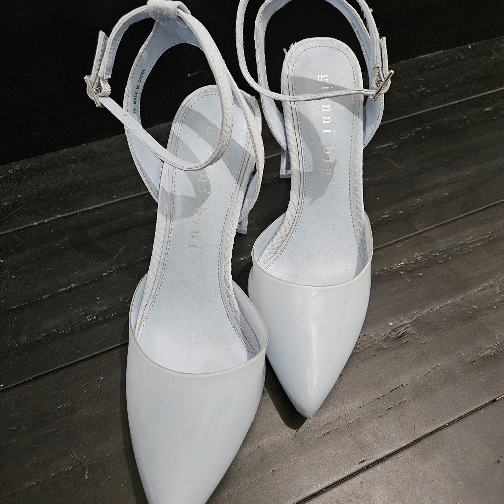 Gianni Bini Blue on Blue Lucite Heels Women's Size 9